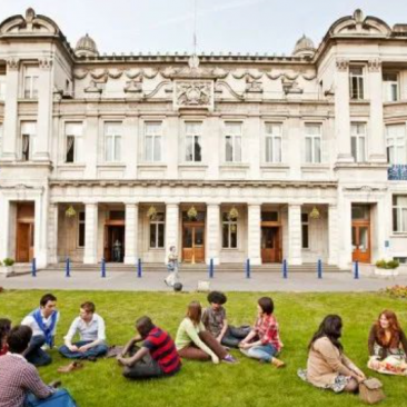 英国卡迪夫大学、伦敦玛丽女王大学公布了最新的中国大学认可名单