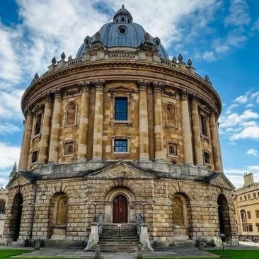 英国最好的经济学院是什么大学